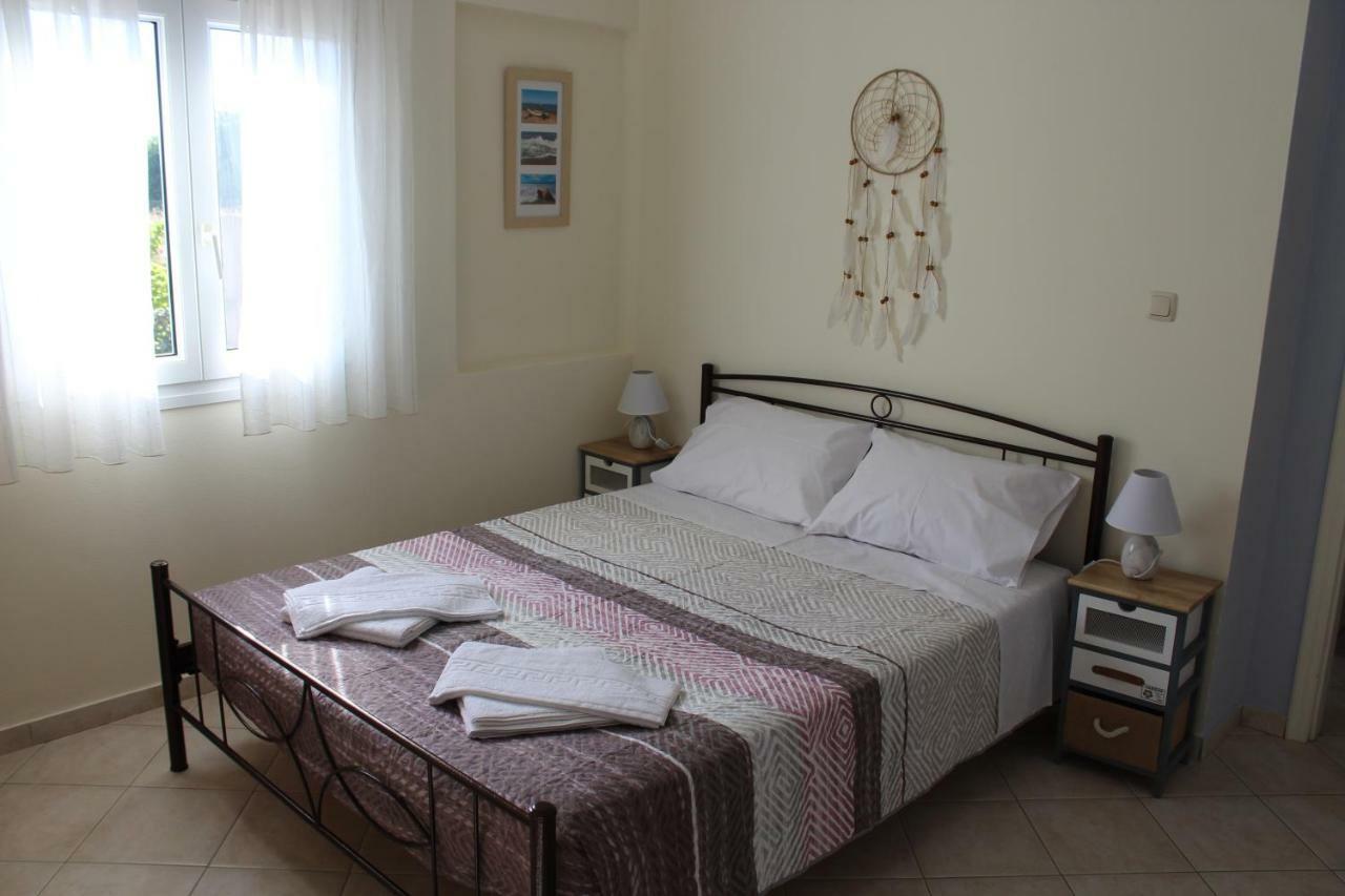 Lonelia'S Family Homes Lefkími Kültér fotó
