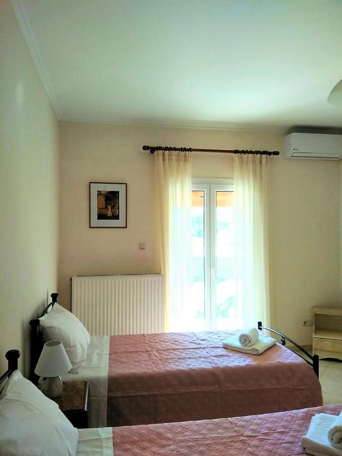 Lonelia'S Family Homes Lefkími Kültér fotó